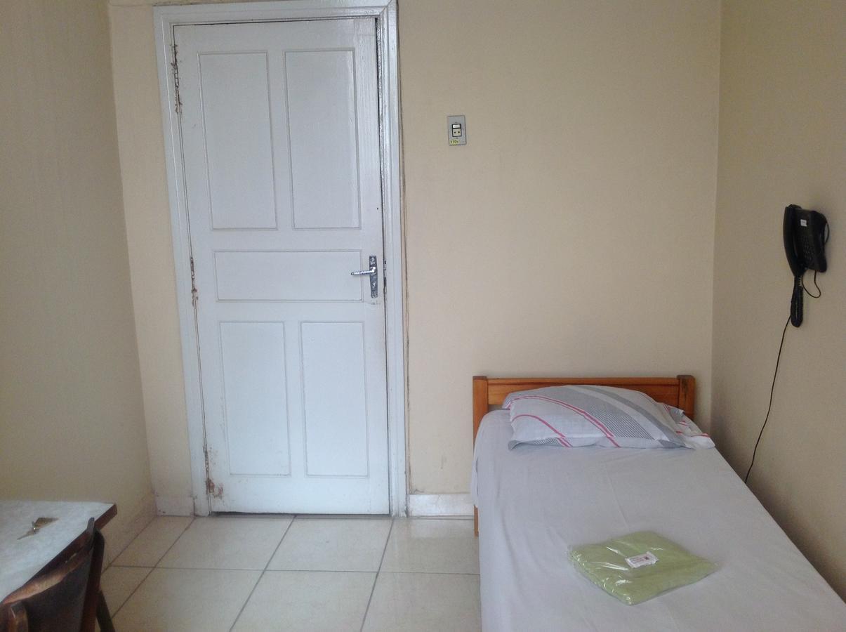 Hotel Chaves - Quartos Individuais Сао Паоло Екстериор снимка